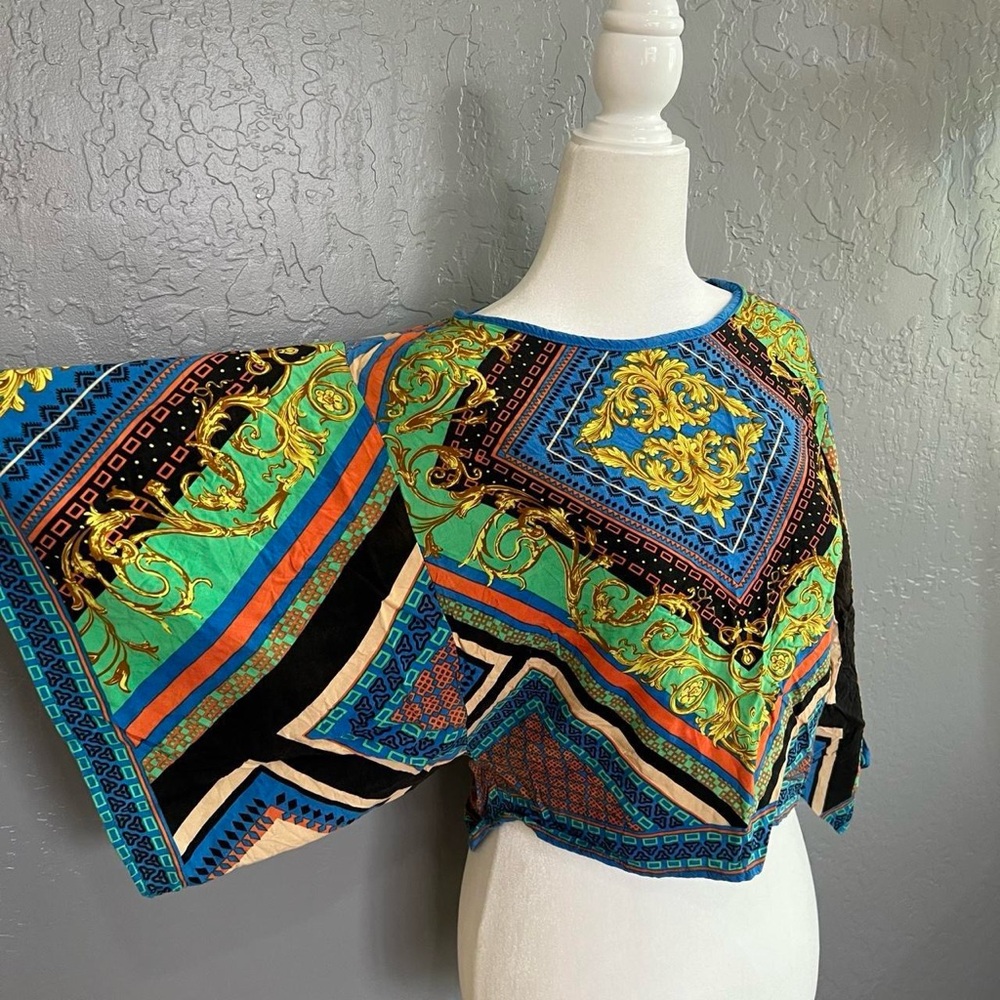 Colorful Geometric Patterned Top - Picture 3 of 7